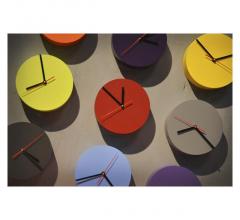 Pivot colorful wall clock