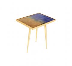 Form A Marea side table